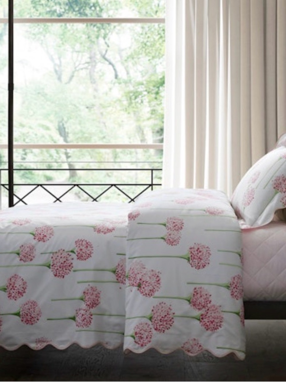Matouk Lulu DK Charlotte Full/Queen Duvet